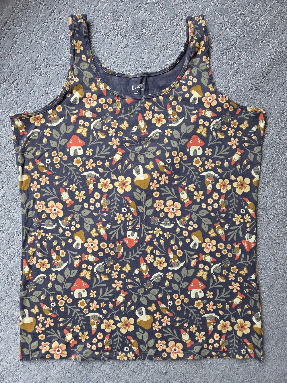 Duluth Trading Gnome Mushroom Floral Tank Top Size XL Garden Gnome Print-NWOT